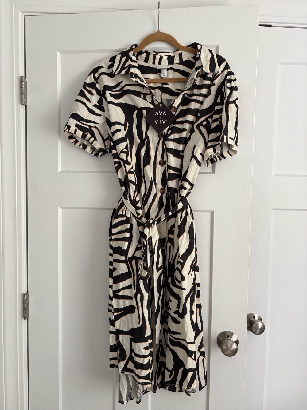 Ava & Viv  Navy , White and Tan Zebra-Stripe Shirt Dress- NWT-Linen Blend, 1X